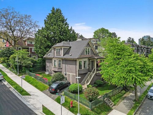 498 E 5th Ave, Vancouver, BC, V5T1H9 | Card Image