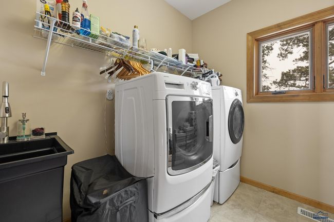 21156 Maine Rd, House other with 3 bedrooms, 4 bathrooms and null parking in Sturgis SD | Image 24