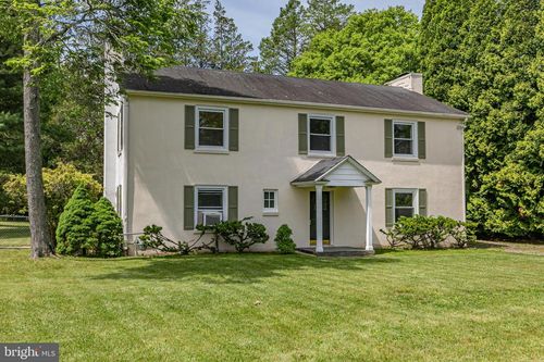 95 Lawrenceville Pennington Rd, LAWRENCE TOWNSHIP, NJ, 08648-1412 | Card Image