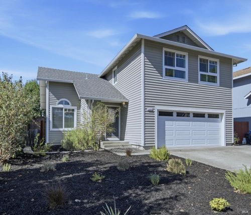 1890 Howard Drive, Windsor, CA, 95492 | Card Image