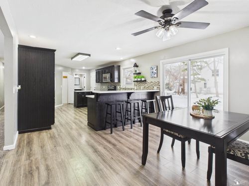 4525 N 4th St, Luna Pier, MI, 48157-9712 | Card Image