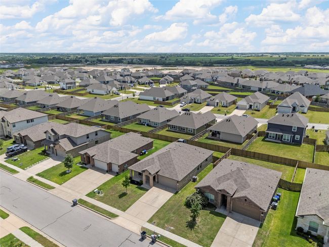 Aerial perspective of suburban area | Image 37