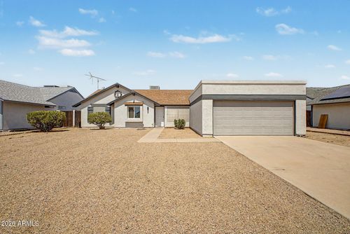 908 W Ross Ave, Phoenix, AZ, 85027-3661 | Card Image