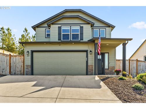 242 Rockcrest Dr, Lowell, OR, 97452-9774 | Card Image