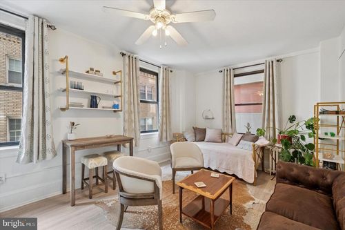 apt-326-1324 Locust St, PHILADELPHIA, PA, 19107-7000 | Card Image
