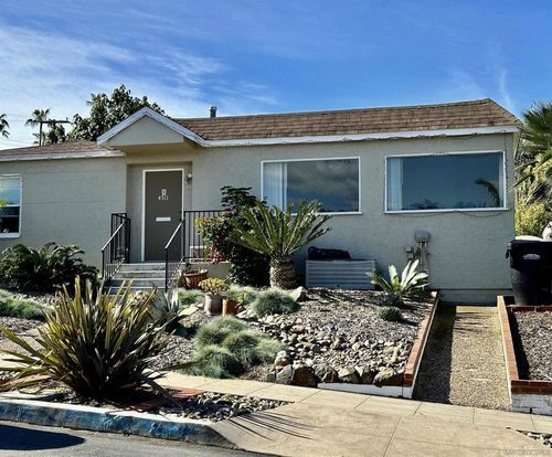 4511 Santa Monica Ave, San Diego, CA, 92107-2930 | Card Image