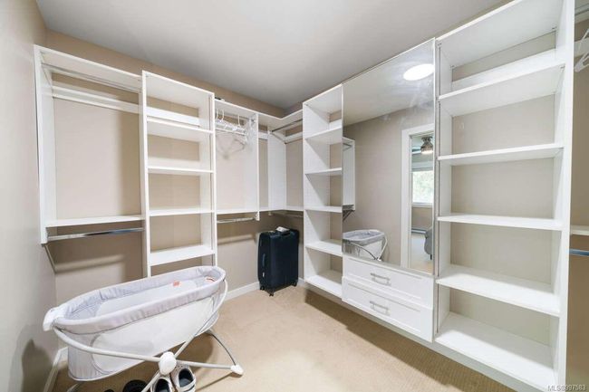 609 Amble Pl, House other with 4 bedrooms, 4 bathrooms and 3 parking in Langford BC | Image 43