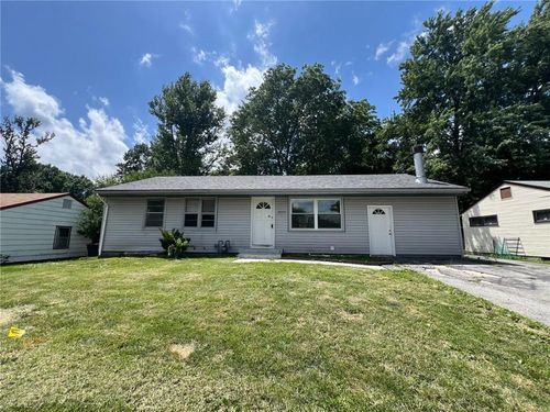 2402 N Liberty St, Independence, MO, 64050-1316 | Card Image