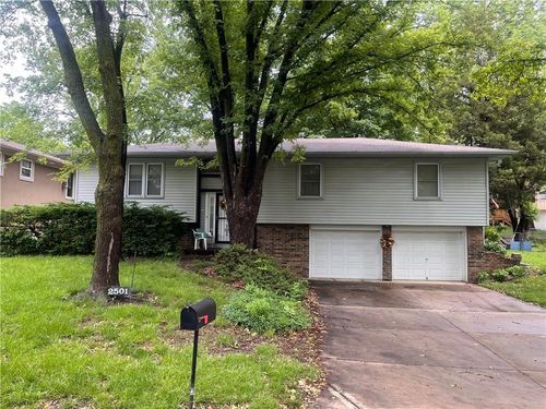 2501 N 73rd Ter, Kansas City, KS, 66109-2430 | Card Image