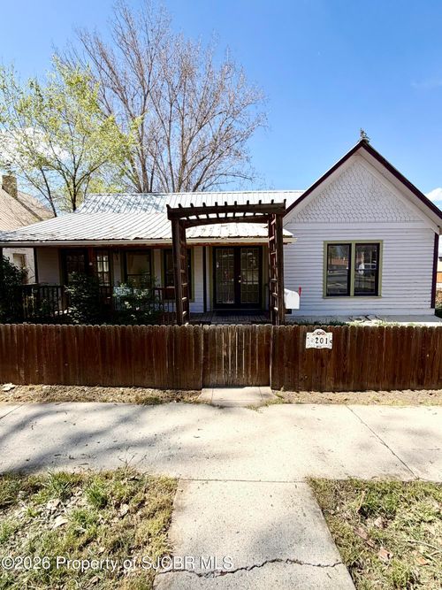 201 S Church Ave, Aztec, NM, 87410-2104 | Card Image
