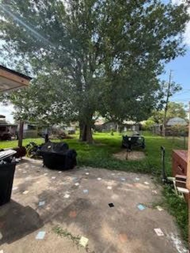 3318 Cedarcrest Dr, House other with 3 bedrooms, 2 bathrooms and 3 parking in Pasadena TX | Image 8
