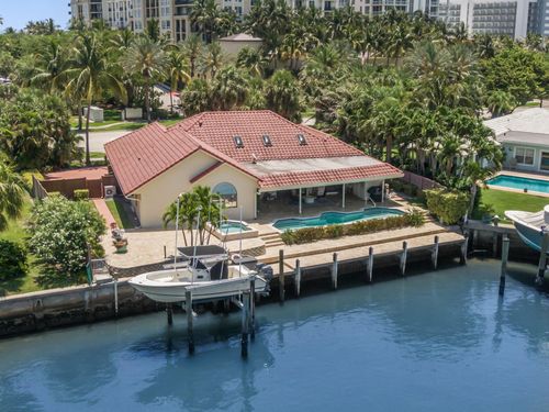 3819 N Ocean Dr, Riviera Beach, FL, 33404-2807 | Card Image