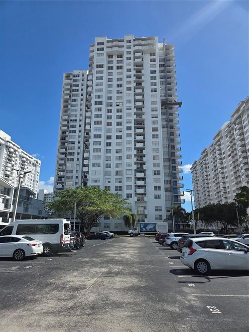1803-2750 Ne 183rd St, Aventura, FL, 33160-2158 | Card Image