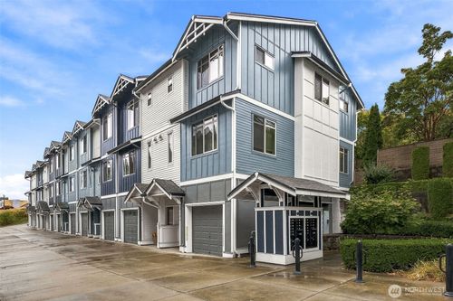 2156 Yakima Ct, Tacoma, WA, 98405-3864 | Card Image