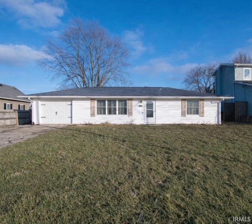 4099 S 700 E Road, Laotto, IN, 46763 | Card Image