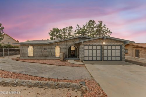3301 Jupiter Rd, Las Cruces, NM, 88012-7745 | Card Image