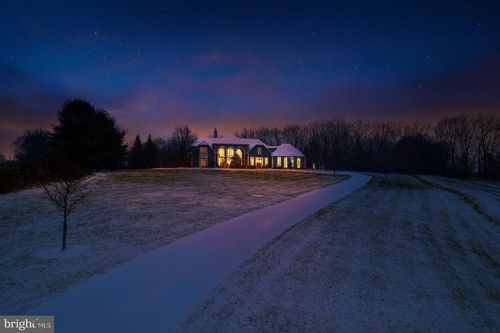 760 Newlins Rd E, EASTON, PA, 18040-7245 | Card Image