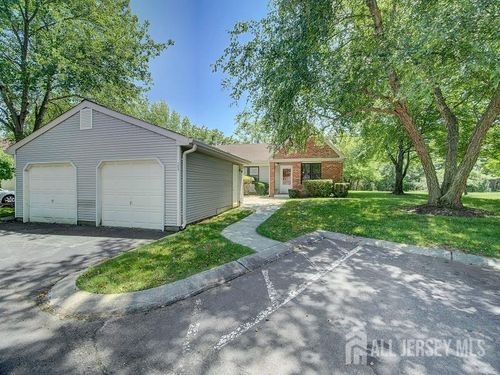 209 Wycoff Way W, East Brunswick, NJ, 08816-5644 | Card Image