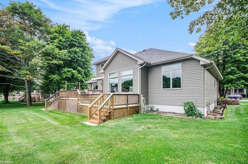5661 N Lake Dr, Kimball, MI, 48074-4607 | Card Image