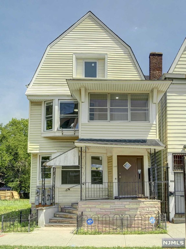 William St, East Orange, NJ 07017