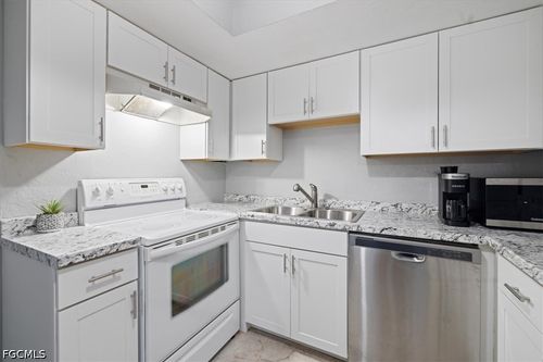 apt-312-4906 Victoria Dr, CAPE CORAL, FL, 33904-9532 | Card Image