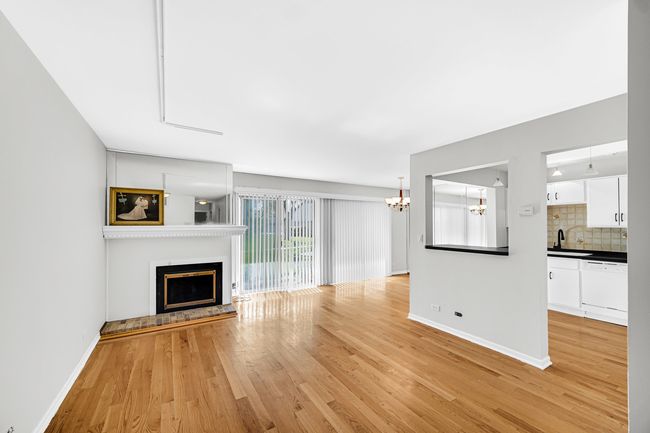 APT-2 - 1221 S Williams St, Home with 2 bedrooms, 1 bathrooms and null parking in Westmont IL | Image 4