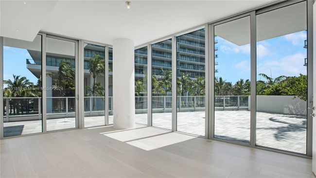 204 - 801 S Pointe Dr, Condo with 2 bedrooms, 2 bathrooms and null parking in Miami Beach FL | Image 20