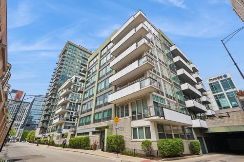 302c-650 W Wayman St, Chicago, IL, 60661-3101 | Card Image