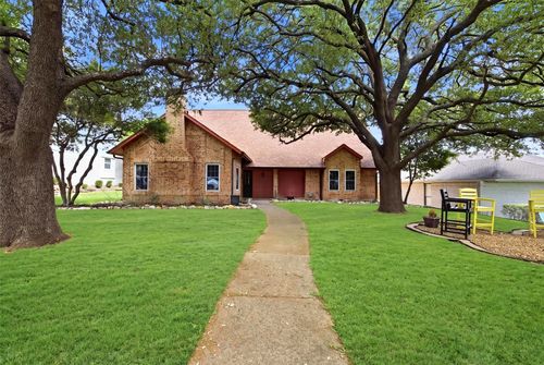 8430 Flower Meadow Dr, Dallas, TX, 75243-7424 | Card Image