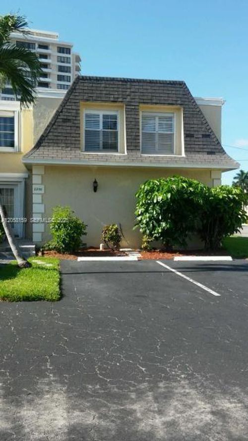 1-2200 Ne 7th St, Hallandale Beach, FL, 33009-2804 | Card Image