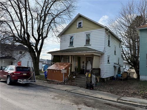 819 Morton St, New Castle, PA, 16101 | Card Image