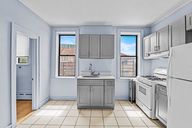 APT-2R - 245 Liberty Ave, House other with 2 bedrooms, 1 bathrooms and null parking in Jersey City NJ | Image 11