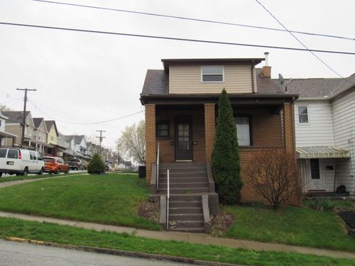 927 Brinton Ave, Pitcairn, PA, 15140-1250 | Card Image