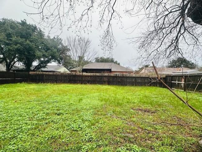 1917 Chapel Heights Dr, House other with 3 bedrooms, 2 bathrooms and 2 parking in Wharton TX | Image 14