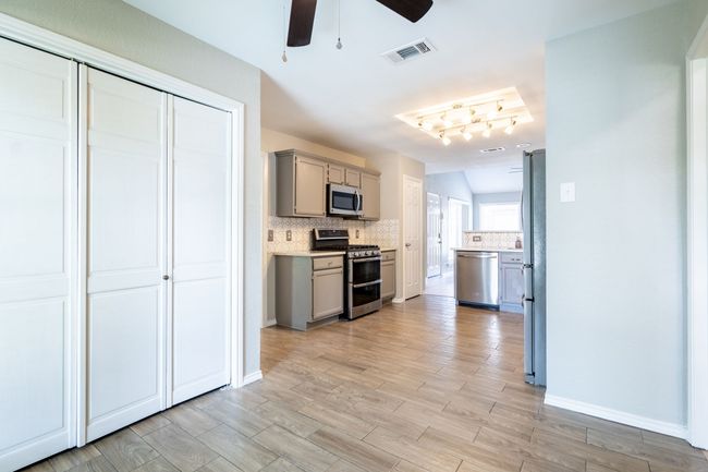 701 Retriever Ln, House other with 3 bedrooms, 3 bathrooms and null parking in Mesquite TX | Image 10