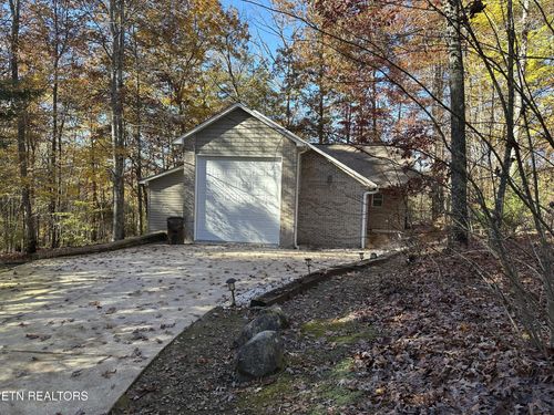 128 Sunset Pt, Crossville, TN, 38571-3679 | Card Image