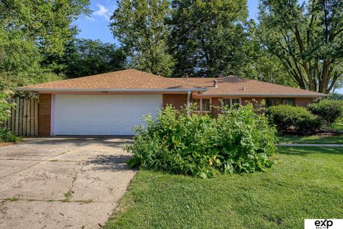 2009 S 88th St, Omaha, NE, 68124-2111 | Card Image