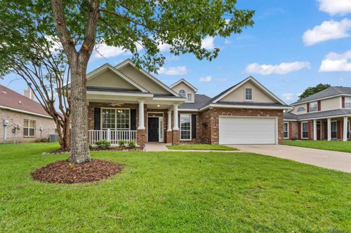 20147 Bur Oak Dr, Zachary, LA, 70791-5352 | Card Image