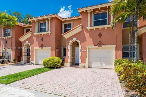 15213 Sw 30th Ter, Miami, FL, 33185-5639 | Card Image