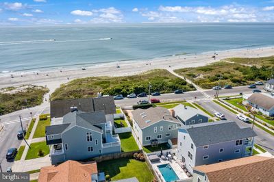 913 Ocean Avenue, House other with 4 bedrooms, 3 bathrooms and null parking in BRIGANTINE NJ | Image 2