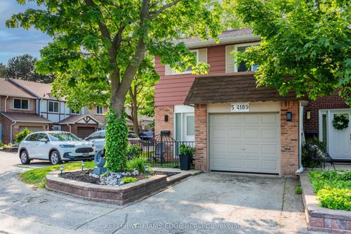 5-4189 Longmoor Dr, Burlington, ON, L7L5J9 | Card Image
