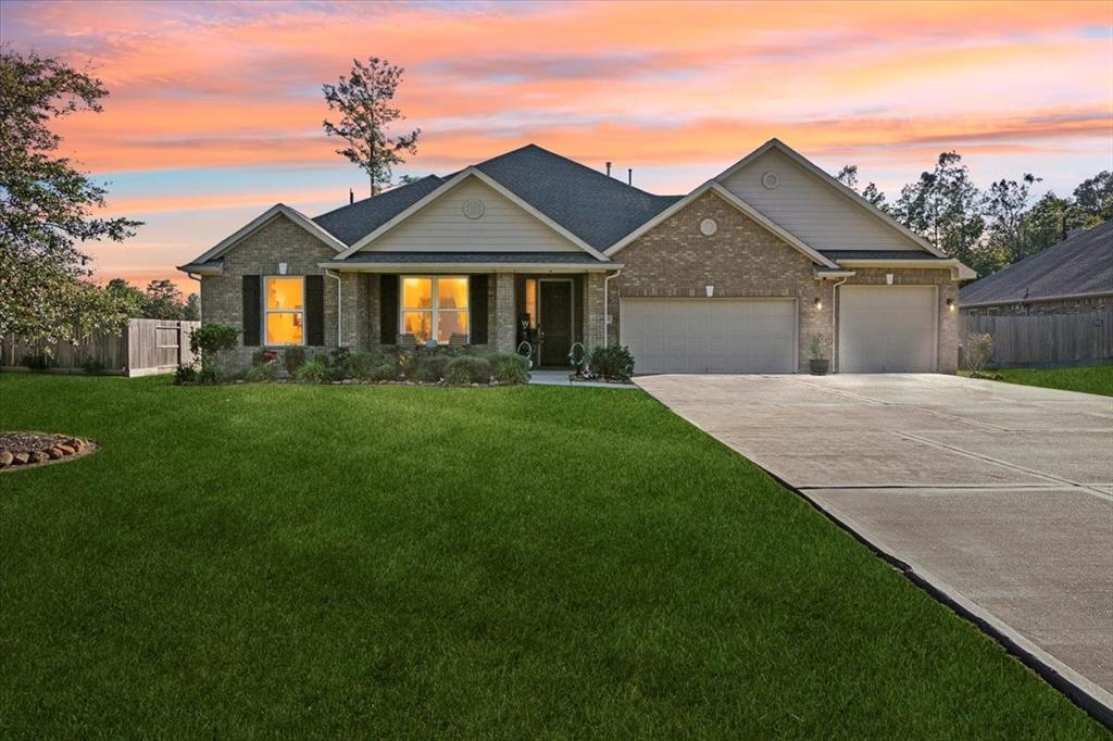 Country Club Dr, Crosby, TX 77532