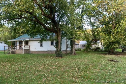 958 Walnut St, Madison, IN, 47250-3234 | Card Image