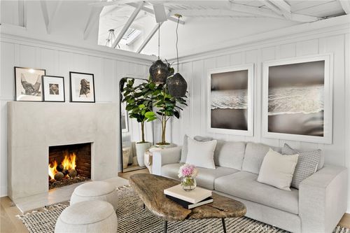 592 Bluebird Canyon Dr, Laguna Beach, CA, 92651-3201 | Card Image