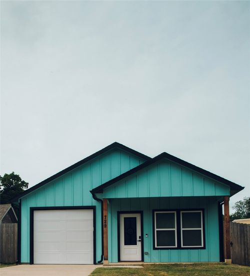 729 E Sears St, Denison, TX, 75021-2743 | Card Image