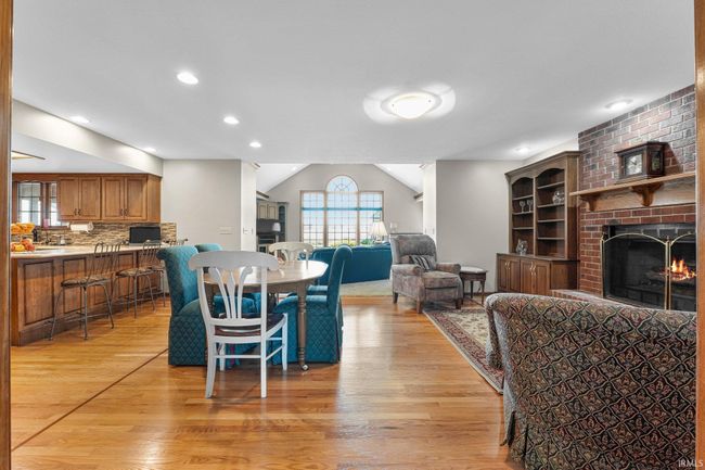 1106 Woodcrest Ln, House other with 4 bedrooms, 4 bathrooms and null parking in Kendallville IN | Image 17