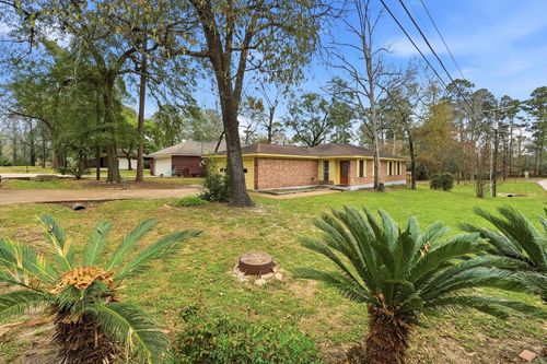 20 Moon Valley Ct, Conroe, TX, 77304-1275 | Card Image