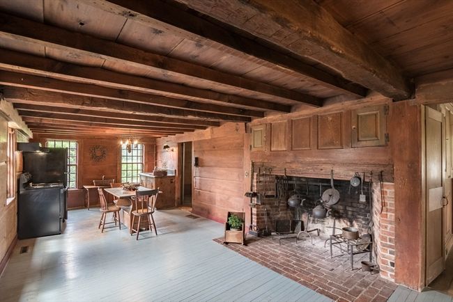 168 N Main St, House other with 4 bedrooms, 2 bathrooms and 7 parking in Sunderland MA | Image 9