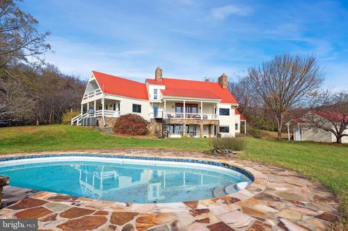 3624 Leeds Manor Rd, MARKHAM, VA, 22643-1816 | Card Image