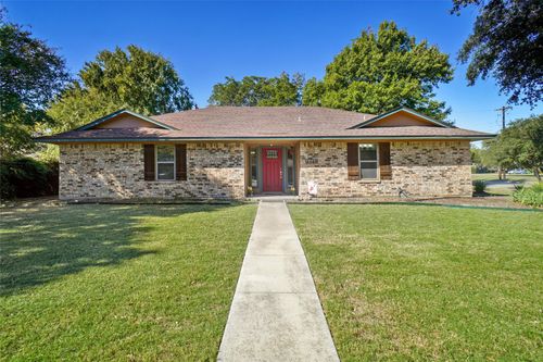 2109 Malone St, Denton, TX, 76201-1743 | Card Image